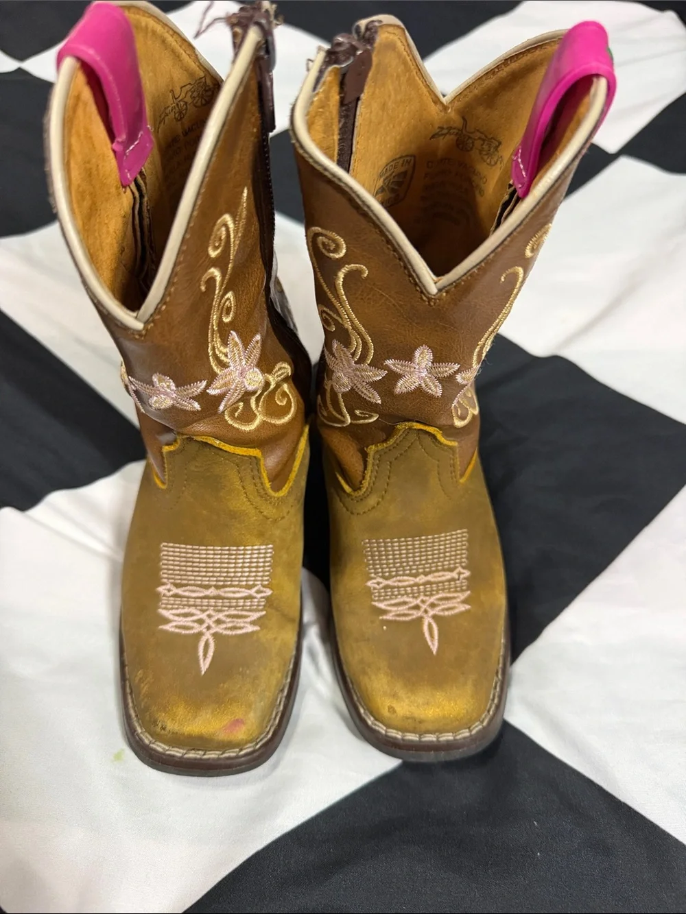 Girls' Tan Western Pull-On Boots with Pink Embroidery